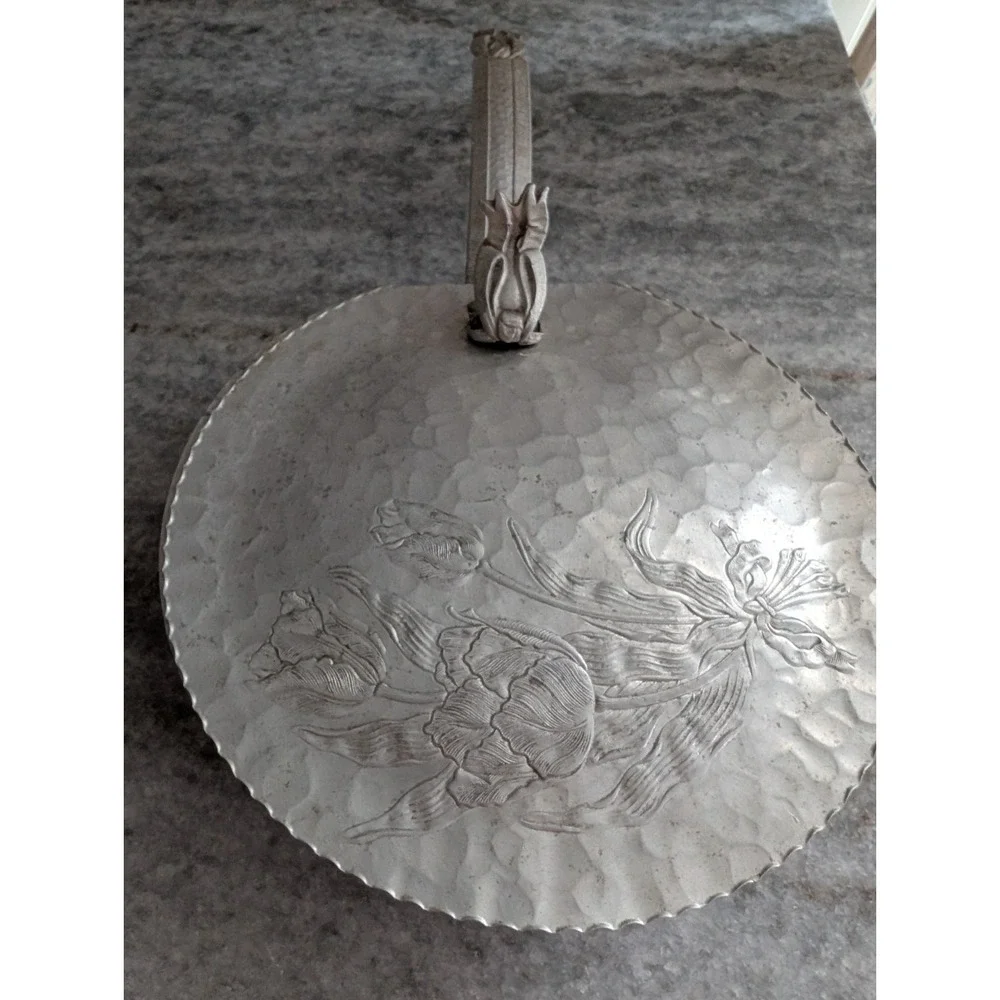 Hand Wrought Creations Aluinum‎ Pan W/Lid Tulip Design Hammered